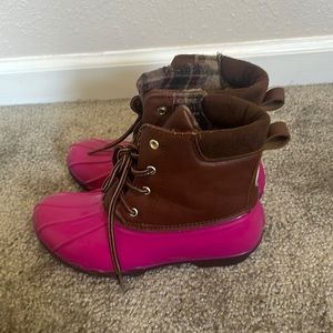 Girls duck boots